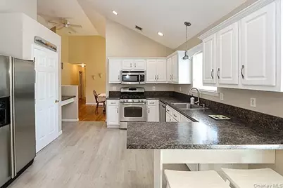 11 Winterberry Drive, Middle Island, NY 11953 - Photo 14