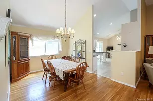 11 Winterberry Dr, Middle Island, NY 11953 - Photo 8