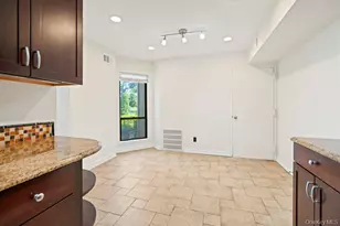 16 Club Dr S, Jericho, NY 11753 - Photo 6