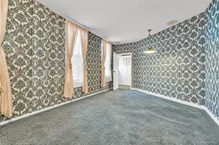 42-01 Newtown Rd, Astoria, NY 11103 - Photo 6