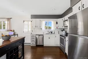 36 Matinecock Ave, East Islip, NY 11730 - Photo 4