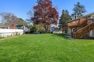 36 Matinecock Ave, East Islip, NY 11730 - Photo 16