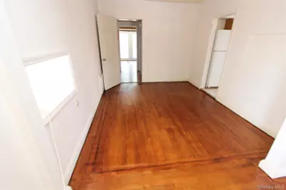 7510 173rd Street, Fresh Meadows, NY 11366 - Photo 4