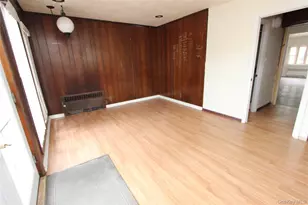 75-10 173rd St, Fresh Meadows, NY 11366 - Photo 6