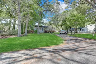 50 Ridgedale Ave, Farmingville, NY 11738 - Photo 2