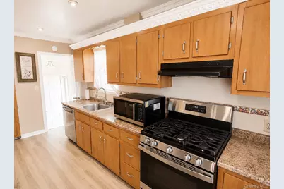 44 Shaw Avenue, Valley Stream, NY 11580 - Photo 8