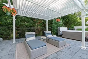 8 Rochelle Ln, Northport, NY 11768 - Photo 42