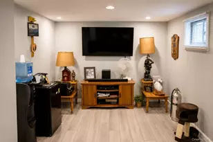 20 Carol Rd, Bethpage, NY 11714 - Photo 16