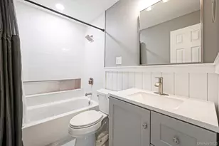 217 Abbington Ct, Copiague, NY 11726 - Photo 24