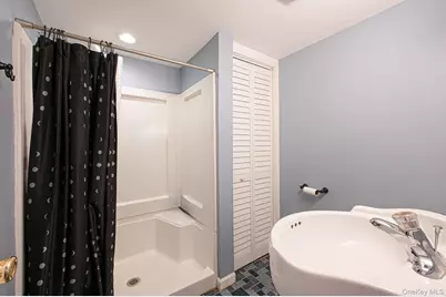217 Abbington Court, Copiague, NY 11726 - Photo 42