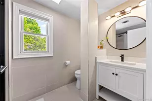 1855 Gerald Ave, East Meadow, NY 11554 - Photo 14