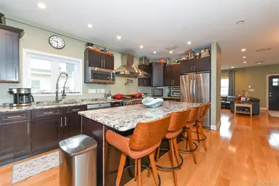 2688 Rosebud Avenue, Merrick, NY 11566 - Photo 14