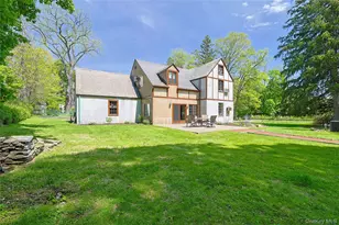 404 Downing Way, Newburgh, NY 12550 - Photo 8