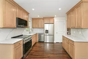 29 Bennett Ave, Huntington Station, NY 11746 - Photo 10
