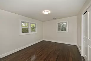 29 Bennett Ave, Huntington Station, NY 11746 - Photo 16