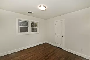 29 Bennett Ave, Huntington Station, NY 11746 - Photo 14