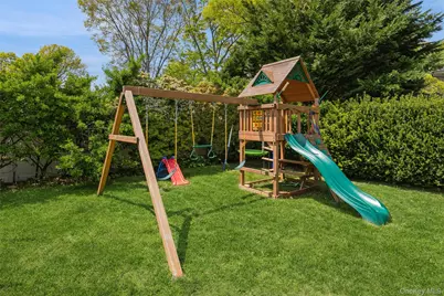 26 New York Avenue, Port Jefferson, NY 11776 - Photo 20