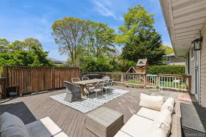 26 New York Avenue, Port Jefferson, NY 11776 - Photo 24
