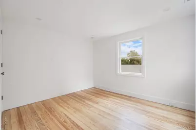1228 Roanoke Avenue, Riverhead, NY 11901 - Photo 4