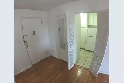 [Address not provided], Woodside, NY 11377 - Photo 4