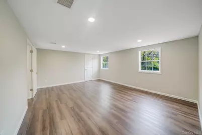 317 Haven Avenue, Ronkonkoma, NY 11779 - Photo 16