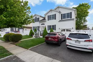 3 Lido Pkwy, Lindenhurst, NY 11757 - Photo 2