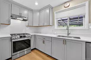 30 Brandeis Ave, Mohegan Lake, NY 10547 - Photo 8