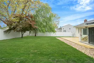 131 Ruland Rd, Selden, NY 11784 - Photo 30