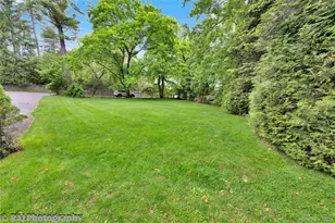 2 Bonnie Briar Ln, Larchmont, NY 10538 - Photo 28
