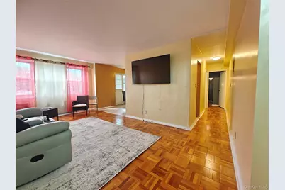 385 McLean Avenue #8D, Yonkers, NY 10705 - Photo 4