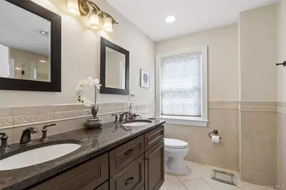 [Address not provided], Babylon, NY 11702 - Photo 22