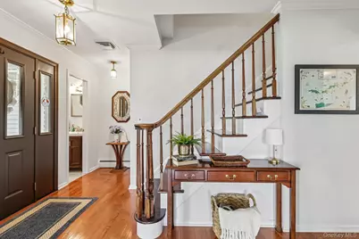 659 Andover Road, Valley Cottage, NY 10989 - Photo 4