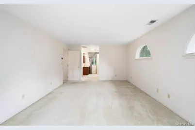 7 Fair Oaks Drive, Poughkeepsie, NY 12603 - Photo 32
