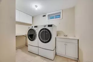 175-04 50th Ave, Fresh Meadows, NY 11365 - Photo 36