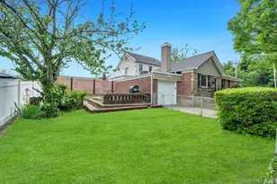 175-04 50th Ave, Fresh Meadows, NY 11365 - Photo 6