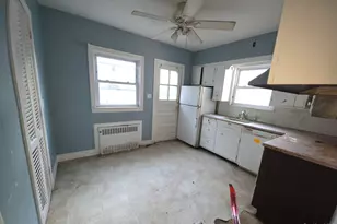 611 Lakeview Ave, Rockville Centre, NY 11570 - Photo 4