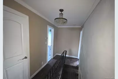 611 Lakeview Avenue, Rockville Centre, NY 11570 - Photo 12