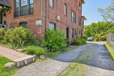 643 Warburton Avenue, Yonkers, NY 10701 - Photo 1