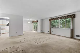 185 Long Hill Dr, Yorktown Heights, NY 10598 - Photo 4