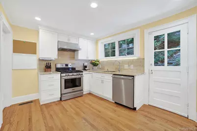 77 Edgemont Road, Scarsdale, NY 10583 - Photo 12