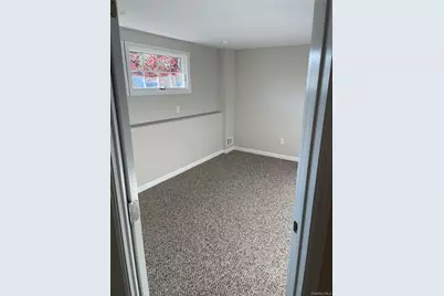 1657 Fairfax Avenue, West Islip, NY 11795 - Photo 10