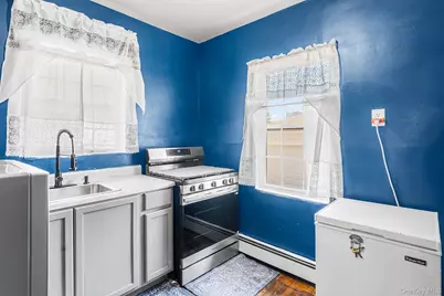 425 Beach 46th Street, Far Rockaway, NY 11691 - Photo 8