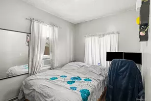 425 Beach 46th St, Far Rockaway, NY 11691 - Photo 4