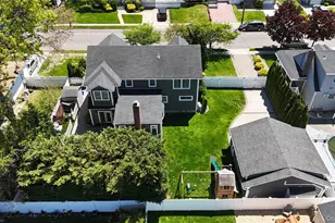 129 Commonwealth Ave, Massapequa, NY 11758 - Photo 46