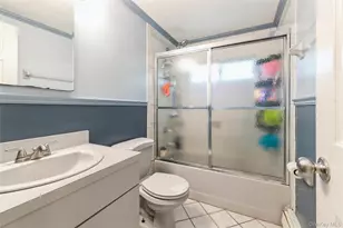 54 College Hills Dr, Farmingville, NY 11738 - Photo 18