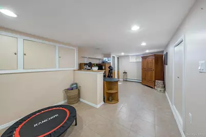 82 Nottingham Avenue, Valley Stream, NY 11580 - Photo 16