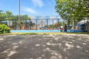 3224 Gunther Ave, Bronx, NY 10469 - Photo 16