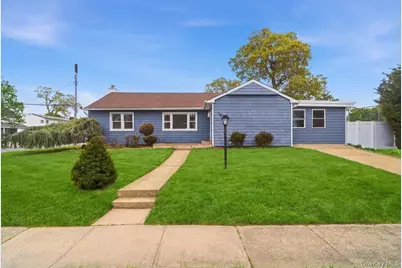 1871 Relyea Drive, Merrick, NY 11566 - Photo 2