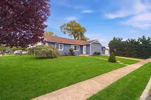 1871 Relyea Dr, Merrick, NY 11566 - Photo 2