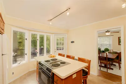 14 Bunkerhill Drive, Huntington, NY 11743 - Photo 22